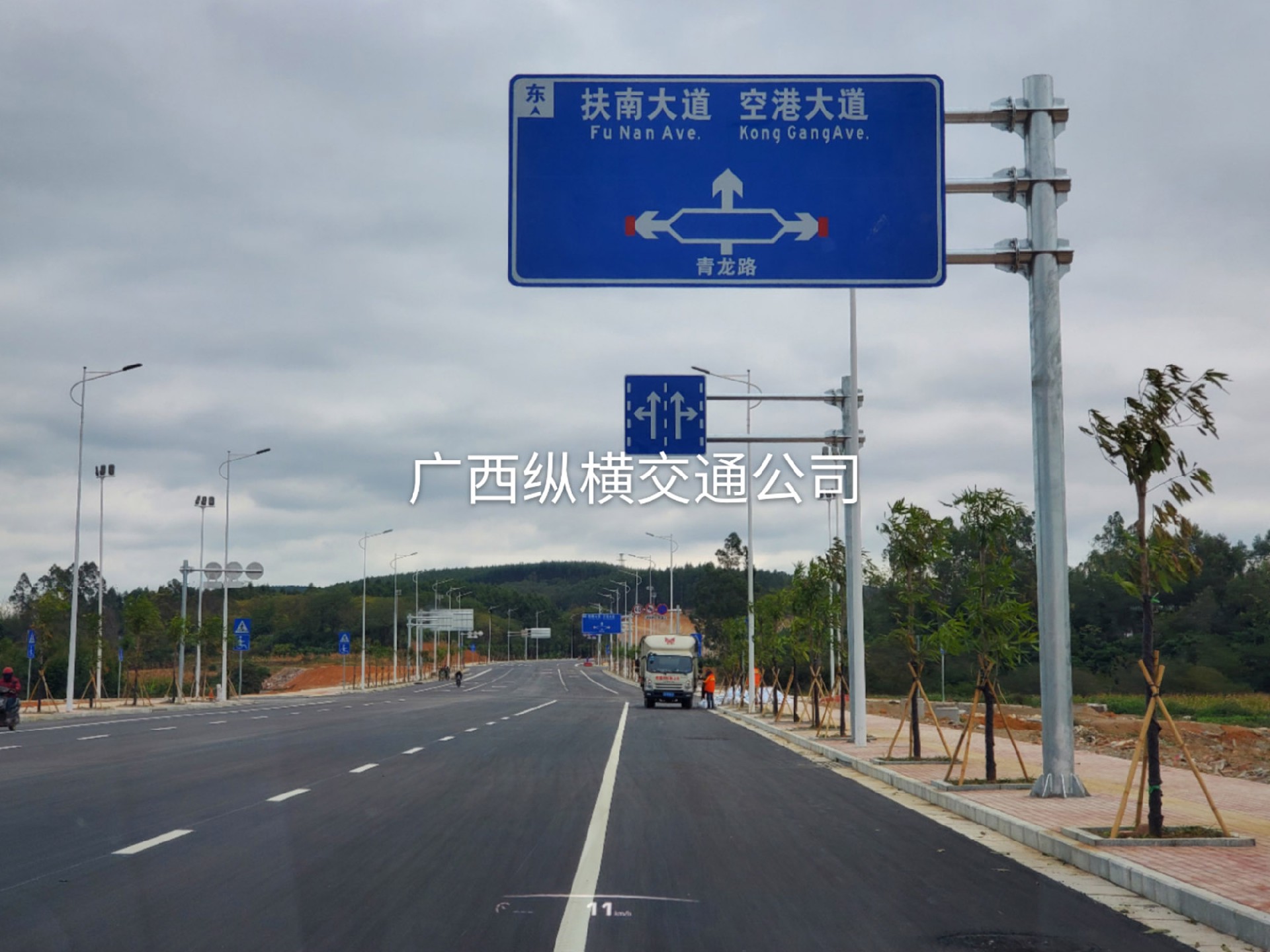 百色 河池 梧州 贺州交通标志牌生产厂家